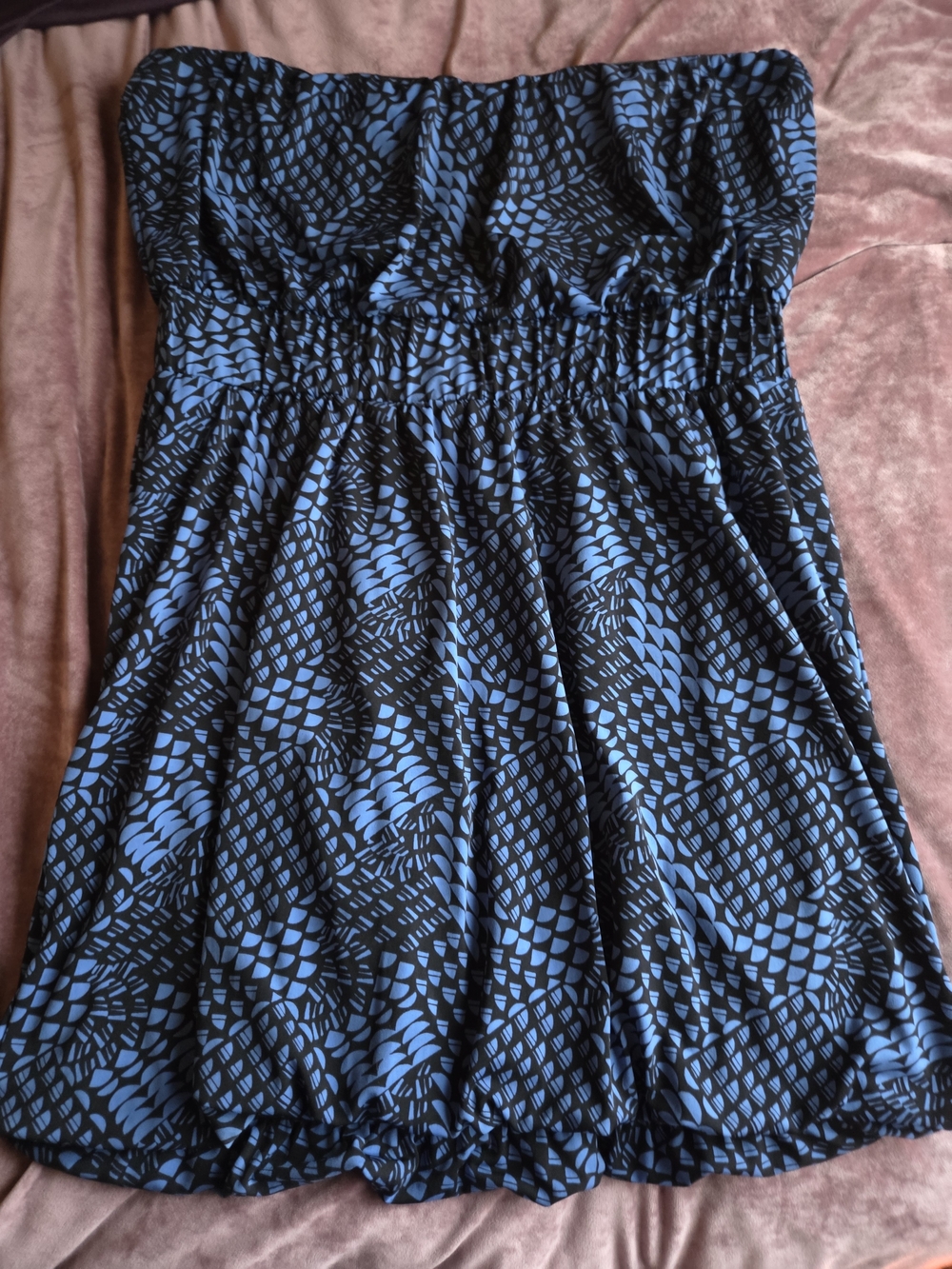 Banana Republic Strapless Tube Dress with a Bubble Hem - L